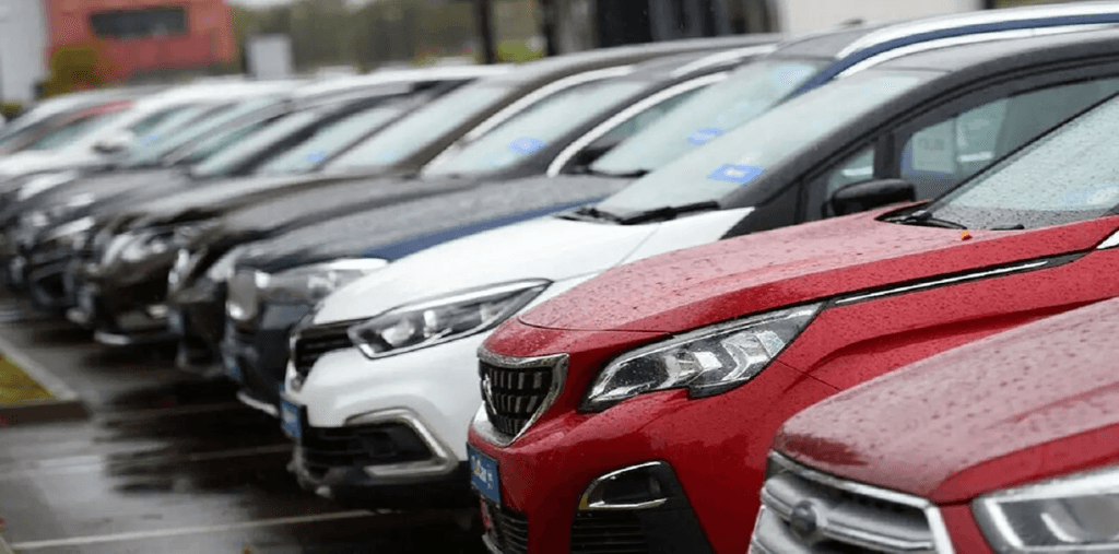 کاهش قیمت خودرو ادامه خواهد داشت / اسد کرمی چه گفت؟ کاهش قیمت خودرو ادامه خواهد داشت / اسد کرمی چه گفت؟